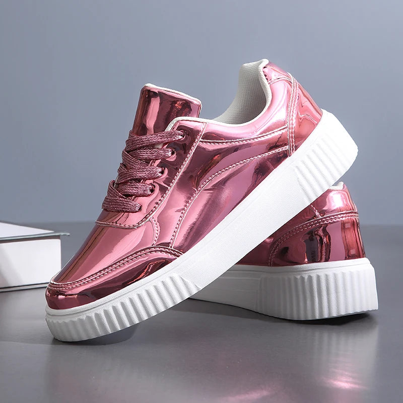 Snappy Metallic Sneakers Crest Harbor