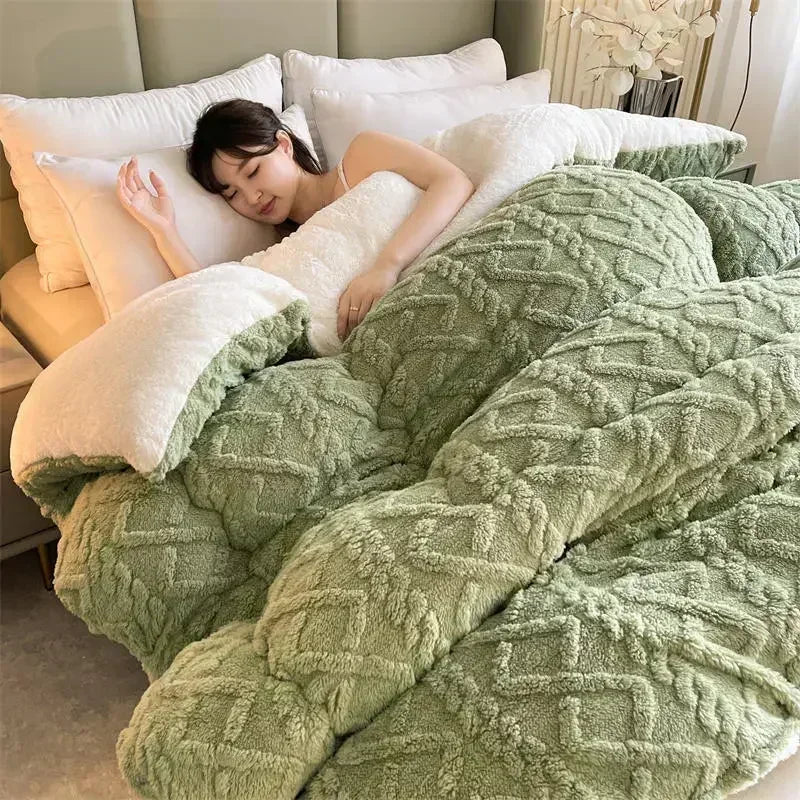 CuddleCloud Thick Weighted Comforter