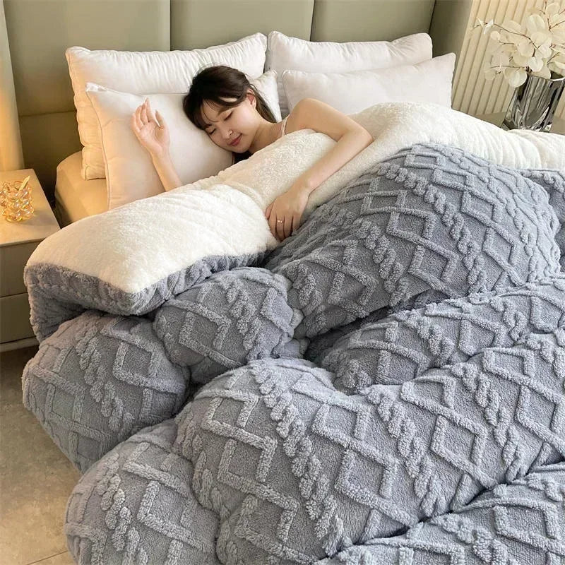 CuddleCloud Thick Weighted Comforter